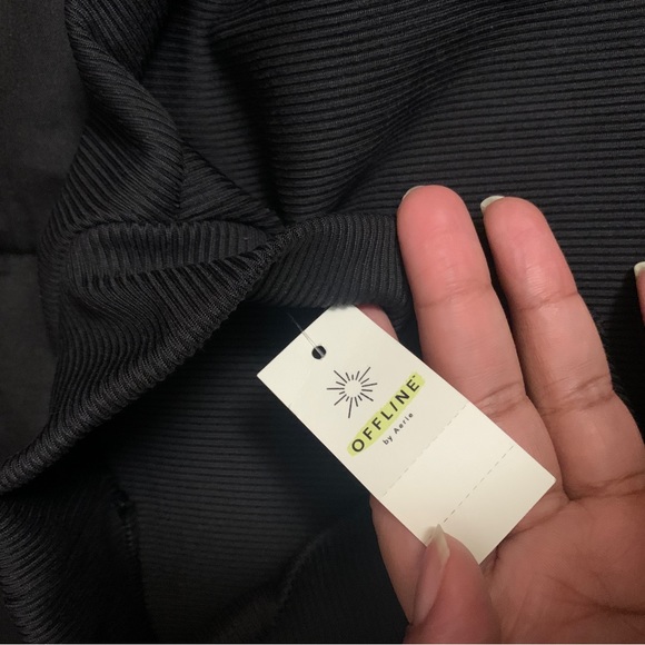 Aerie Offline Mock Neck Crop Top - Picture 6 of 8